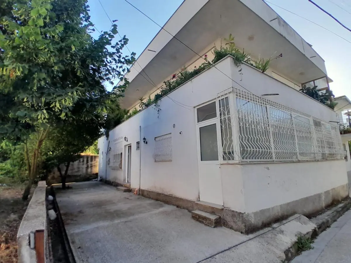 Apartment Guest House Taverna Laberia 2 Gjirokaster